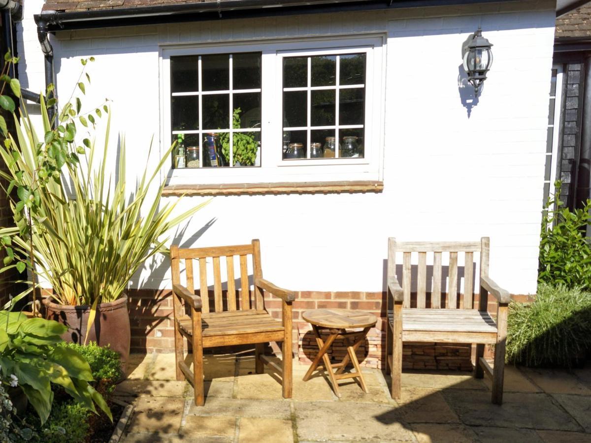 The Walnut, Meopham - A Private Retreat Rural Location Βίλα Εξωτερικό φωτογραφία